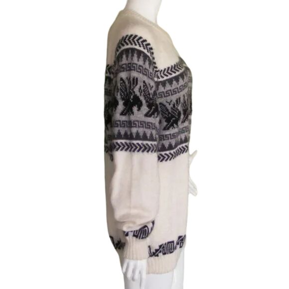 ALPACA Sweater, M/L, Off White with Grey & black Griffins, and geometric trim - Picture 7 of 11
